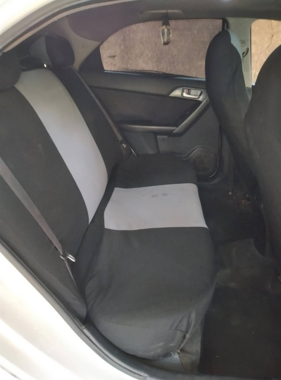 سيراتو 2012 خليجي صبغ عام بدون حادث كفالة لغود وشواصي بيها باب خلفي تبديل وبيها طخة بالجاملغ الخلفي الايمن حداديه 100/100 كير مكينه تبريد خير من الله تحويل شرط السونار مرفق بالصور السعر 82وبيها مجال قليل مكاني الفلوجة للاستفسار ***********
