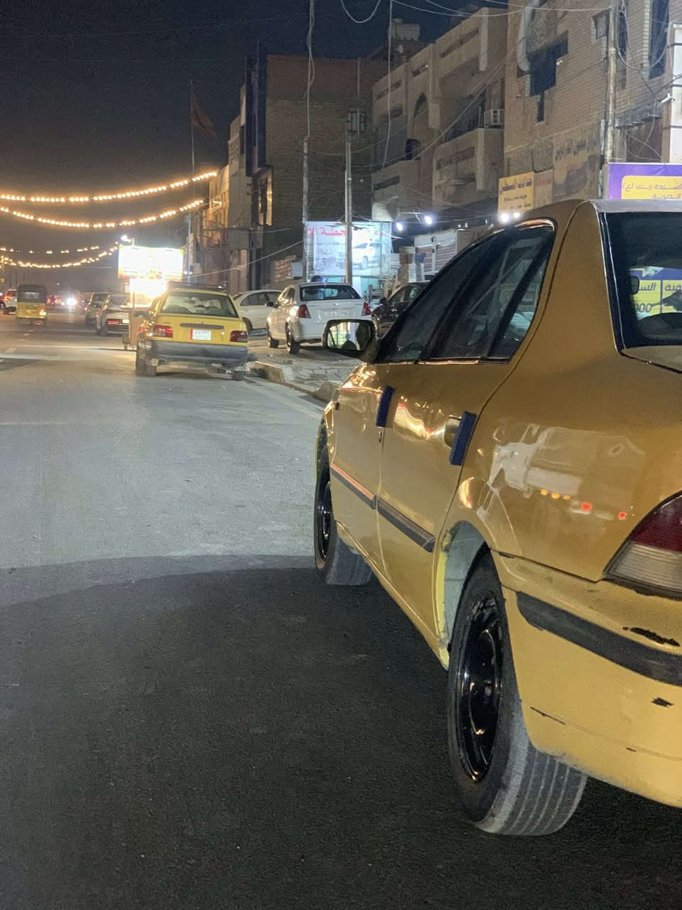 السلام عليكم الله مصلي عله محمد والي محمد سمند للبيع السياره كفاله من الضربه والصبغ موديل2011 ناطقه السياره خير من الله مكينه كير كفاله كله جديد السياره باسمي هزه وسنويه كله جديد هيئه غرامات كله مصفره السياره بيها تلحيضات صدر فق خلفي وامامي نص عمر والباقي كله خير من الله مكاني بغداد حي اور السعر ٣٢ وبيها مجال ونشالله اليجي ميرجع فارغ واني خادم لجميع ***********
