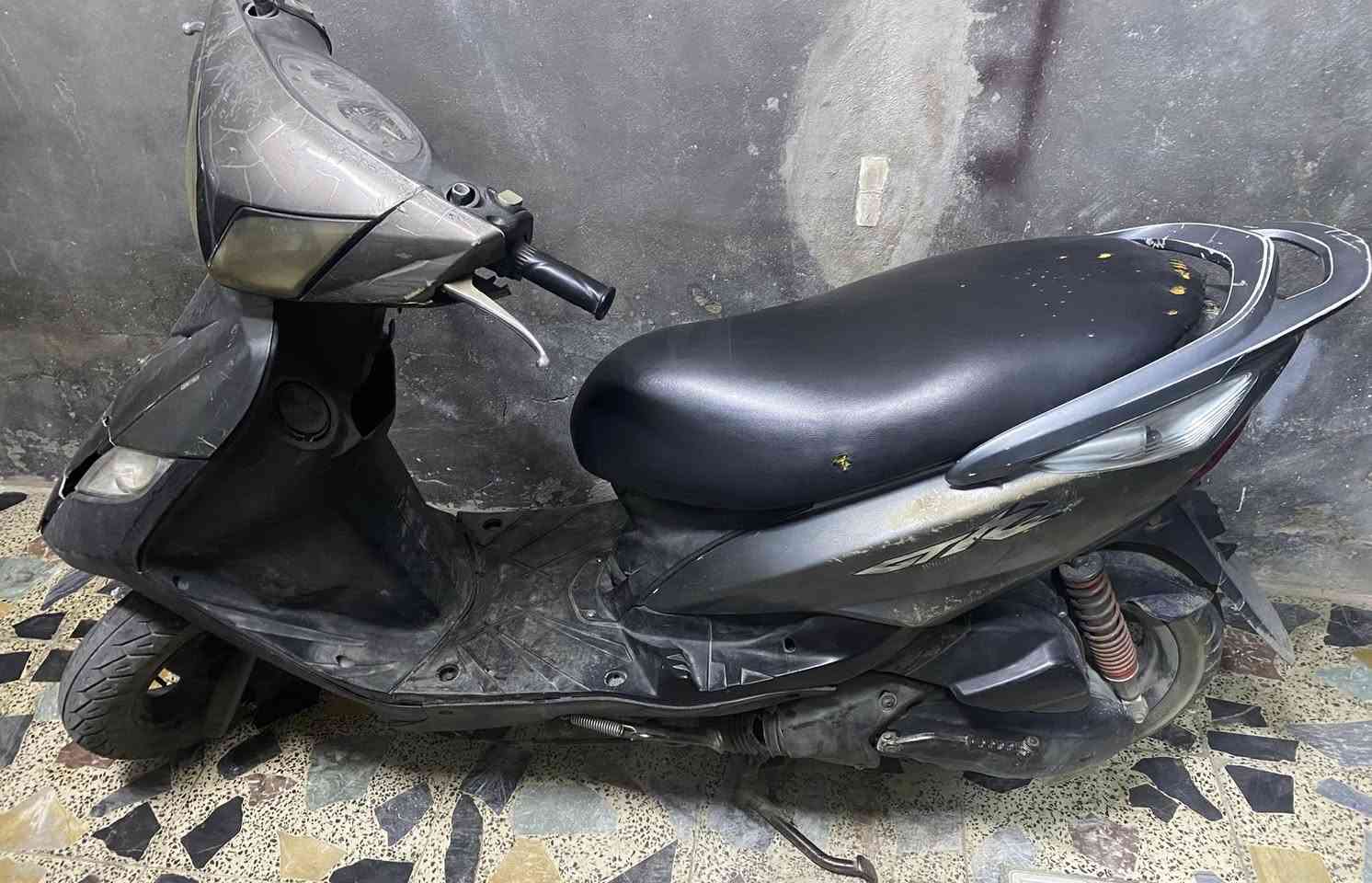 للبيع دارجة ماكس ثعلب 140 دراجة نضيفة شلعتهة حلوة كهربائيات شغالة.السعر 450
بغداد البلديات شارع المصرف 
للاستفسار/ ***********
