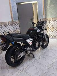 سي بي فور • ٤٠٠ • مكينة ناعمه