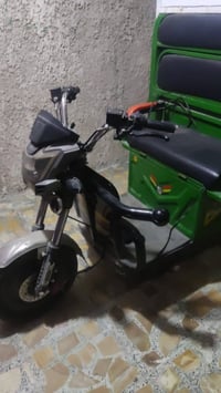 ستوته شحن • حجم كبير • ٦ بطاريات