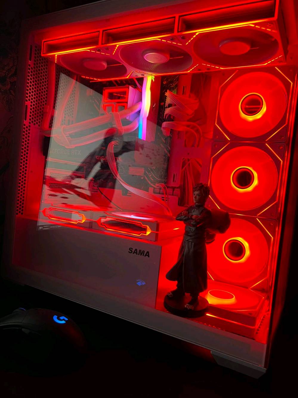 هاي تجميعتي للبيع ، سعرها  1٫500٫000 الكلي وي باقي غراض 
I5 14400f

Mb h610 asus mk

Ram 2x8 16 3200 t-force whit

مبرد مائي frozen infinity 360 white

Rtx 4060 ti gigabyte black

Ssd 250

M. 2 1000 g

Power supply segotep 850 w gold 

Case sama 9 fan full rgp

Windows 11 pro activation

 ------

شاشة Gigabyte 

25 in 

200 Hz 

FHD 1920×1080 

1IPS 

-------

كيبورد ريد دراكون كذلك وماوس لوجتك 403 كلش نضيفات 

،، وهم عندي يو بي اس 2000 ma  توني مبدل بطاريات ب 50 الف شرط يشغل شاشة والحاسبة 40 دقيقة تفحص وتاخذ 

------

اما بالنسبة للتجميعة الله شاهد حيل نظيفة واستخدام كلش قليل صار 6 أشهر تاركها وكل كارتونات موجودات ،،، 

مكاني ، ميسان / العمارة 

وهذا رقمي *********** 

اما بالنسبة لطريقة البيع افضل وجهة لوجهة وتفحص وتاخذ لان سالفة توصيل ما احب اشكاليتها