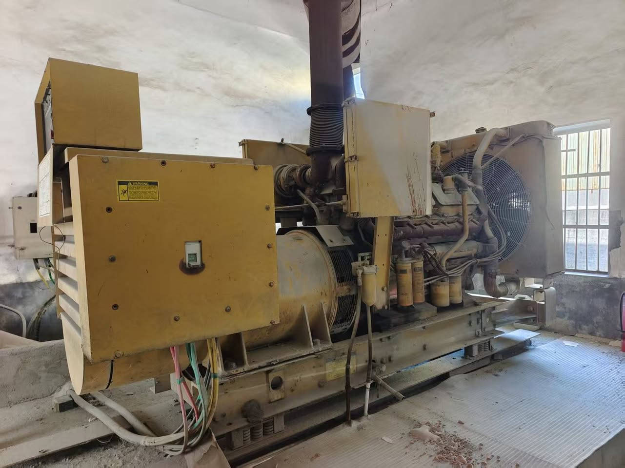 600KVA Caterpillar 3412 generator set for sale


**إذا كنت صاحب هذا الإعلان وتريد حذفه لأي سبب، رجاءا أرسل رسالة إلى الدعم الفني**