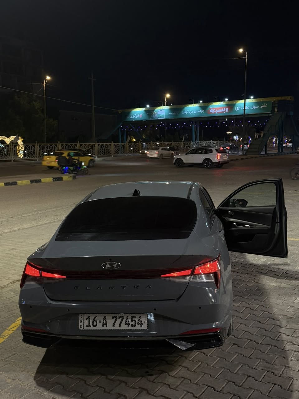 السلام عليكم
للبيع النترا 23 لون إسمنتي مميز أمريكي حادثها قطعتين جاملغ خلفي وقبق جنطه رقم قادسيه معوقين مواصفات نص فول بصمه تشغيل عن بعد شاشه كاربلاي تحديد مسار رادار جانبي ماشيه 30 ميل للاستفسار اكثر الاتصال ع الرقم ***********
