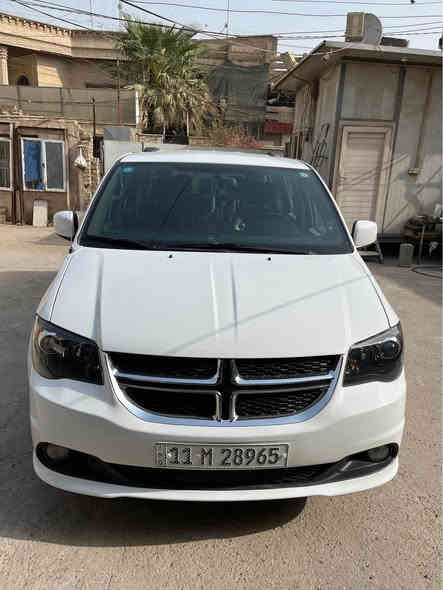 سياره للبيع كراند  كرفان
7 راكب
 بدون ايرباك موديل 2017 
العنوان بغداد 
175وبيها مجال
***********
ماشيه اكثر من 100000 محرك وكير مكفول مامفتوح صبغ دعاميات وبنيد وبدون ايرباك بشرط فحص سونر بغداد
