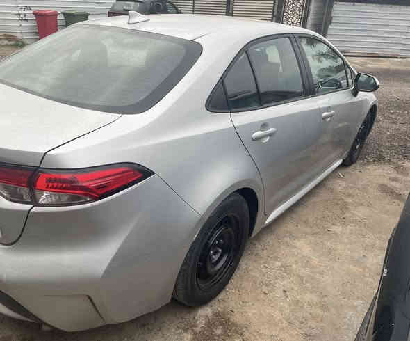 السلام عليكم كورلا ٢٠٢٠ للمراوس بموديل اقدم محتاج فرق صور الحادث بالمنشور شرط بدون دواخل السياره ماشية ٨٢ الف كيلو رقم بغداد باسمي السعر ١٣٨
 ***********📞
