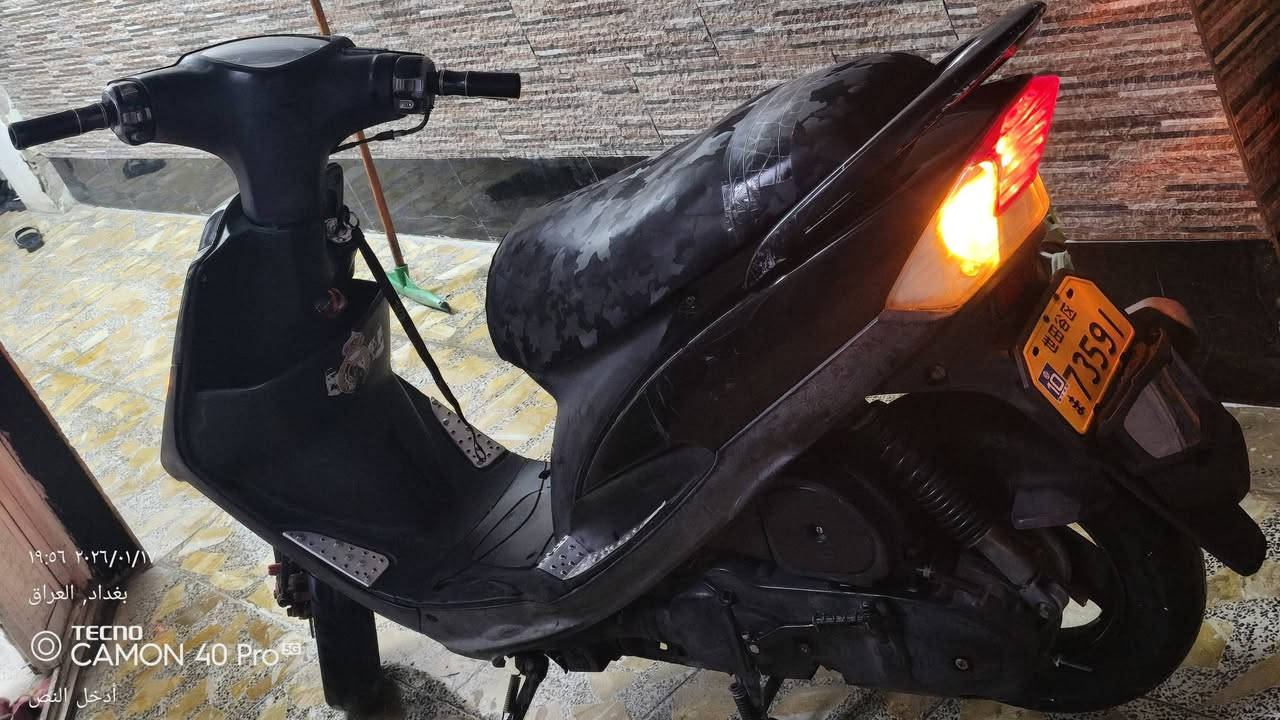 دراجه ماكس عدله مكفوله كافاله عامه بس كفرات تجاريه السعر 700 قفل العنوان مدينه الصدر رقم الهاتف***********
