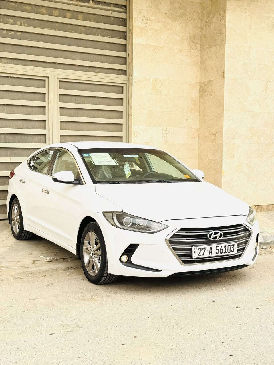 سلام عليكم ورحمة الله هونداي النترا موديل 2016 شكل 2017 وارد خليجي كويتي سياره كلش جديده عله يدي كفاله عامه عده رشه بصيطه بل جاملغ بدون حادث شرط حره سنويه بسمي تنفذ سنه 29 رقم جديد دولي سياره جاهزه من جميع النواحي محرك كفاله  مامفتوح كير كله كفاله تخم تاير جديد مواصفات السياره 
1 لد نهاري لايت زنون 
2 مري شفط + شاره 
3 دسك خلفي 
4 شاشه كامره 
5 حساس خلفي 
العنوان الناصريه مركز 
موبايل *********** 
السعر 137 وبي مجال نتصل وتدلل
