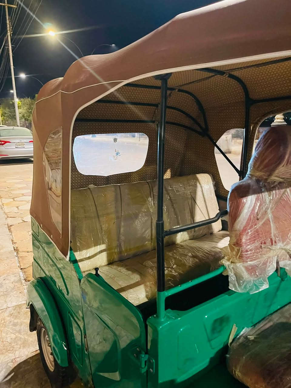 تكتك 2021  مكينه مفتوحه لا تبخير ولا تنقيص  بس خياس بيهه  رقم نكليزي وسنويه مكاني القرنه السعر 7200 وبيهه مجال لطيبين ***********
