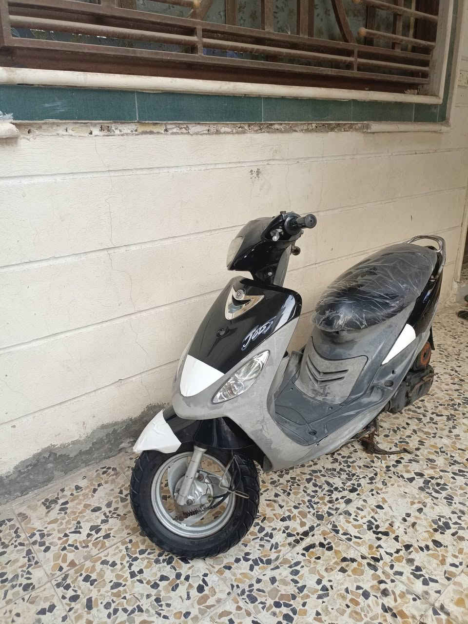 سلام عليكم دراجه ماكس منغولي كل بلاديه مكينه مامفتوحه كهربائية كله شغاله ختم واحد سعر 650وبيه مكان  ثوره تواصل ***********
