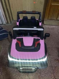 سيارة شحن باتري او كنترول جديده استعمال يوم واحد فقط سبب البيع عدم الر...