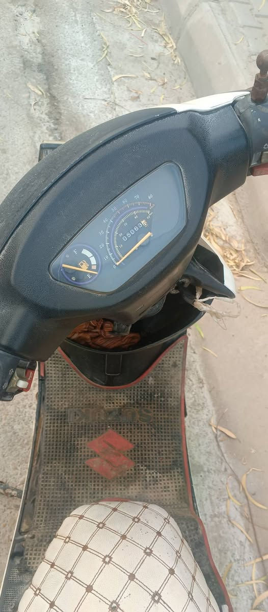 دراجة ماكس منغولي سرعة 80
دراجة ماتشتغل عطلانة ابيعه كوم حديد 125الف بيه مجال
هاذ الرقم ***********
