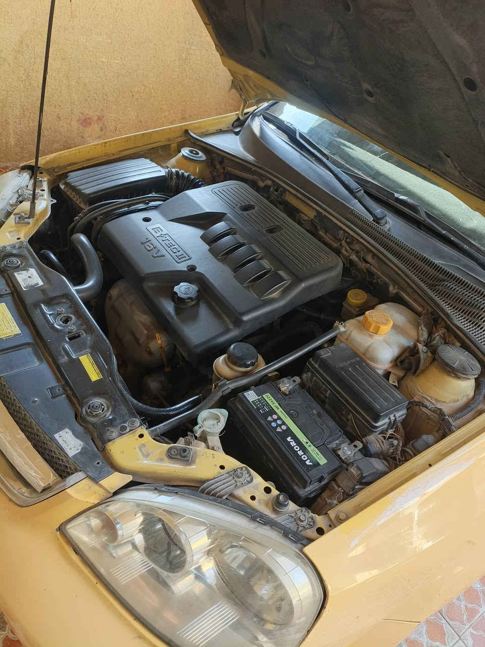 السلام عليكم اوبترا للبيع موديل 2012سياره جديده تخم تايرات جدد حداده جديده كير  ومكينه جدد سياره جاهزة مصفره هيئة وغرامات  اي شي يطلع عليه كله اتكفله تحويل ثاني يوم السعر 70بيه مجال. ***********
