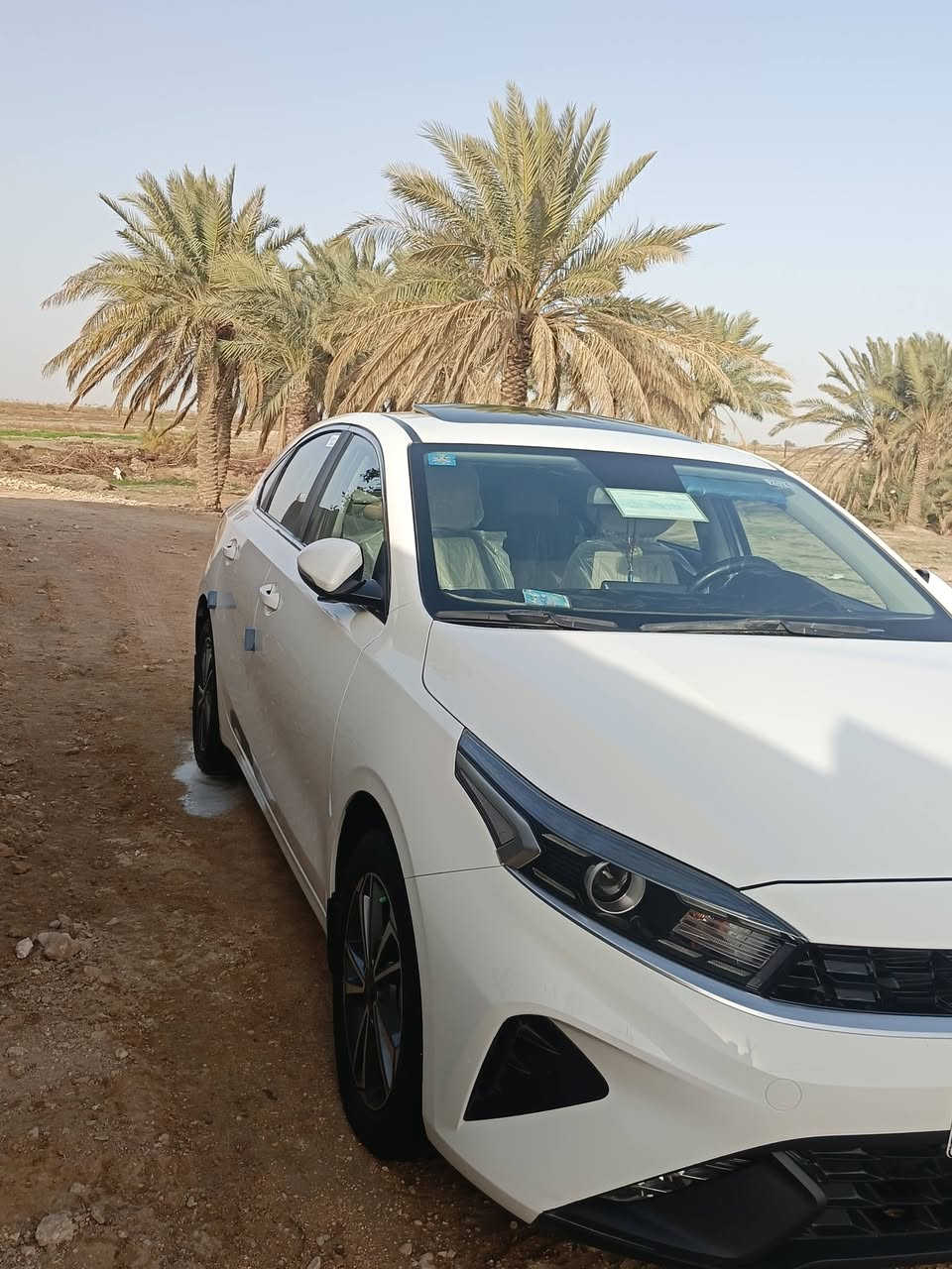 السلام عليكم 
لبيع سيراتو 2024 
محرك 2000 دوش 
فول موصفات
فتحه سقف
ويلكب 
مرايه شفط 
سياره جاهزه لخير 
رقم تصال *********** لستفسار
