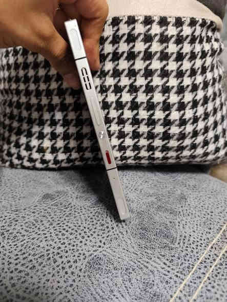 سلام عليكم ريد ماجك 9 ذاكره512. جهاز نضيف جدان كرتونه موجوده عنواني بغداد سعر 600الف بي مجال بصيط شراي رقم ***********
