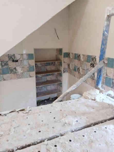 سلام عليكم خلفه مصري الانواع تطبيق البورسلين سيراميك الكاشي والمرمر والجدران عنوان بغداد رقم الواتس ***********
