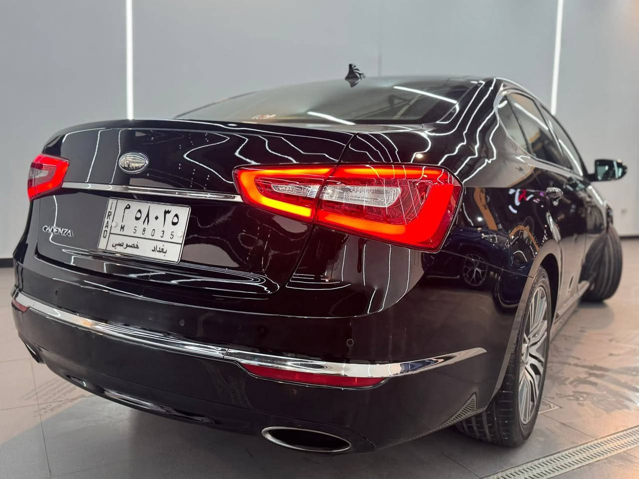 السلام عليكم ورحمه الله وبركاتو
كادنزا وارد امريكي سيارة كلين بس بلعراق 
صار بيه حادث جاملغ بدون ايرباك
مكينه 3300 فول مواصفات 
وسونر بلمنشور 
كيا كادنزا ٢٠١٤ فول مواصفات للاخير ماكو مواصفة ما بيه 

بانوراما جلد كشن هيتر و تبريد برده تصعد و تنزل ويا البك حساسات رادار كل شي فول للاخير

ربع جاملغ امامي صبغ ماشية ١١٠ الف مايل جديده جدا السيارة و ادامه بشكل مستمر بدون اي نقص جاهزه من كل شي
السعر 128 وبيه مجال بصيط 
السيارة جاهزة من كل نواحي
متواجد بغداد العامرية


**إذا كنت صاحب هذا الإعلان وتريد حذفه لأي سبب، رجاءا أرسل رسالة إلى الدعم الفني**