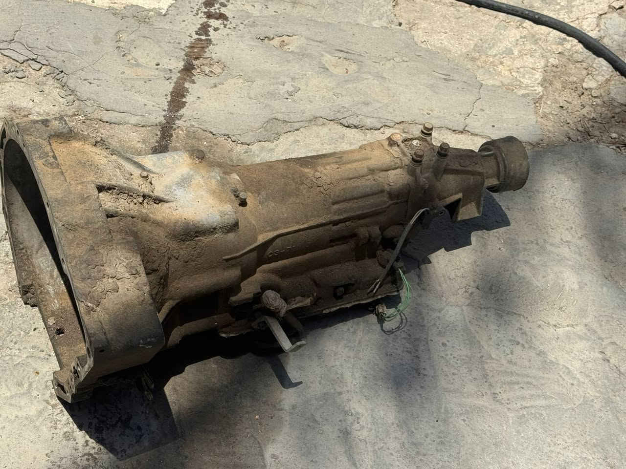 گير اوتوماتيك كهربائي مال كية كاز بلادي حمل او عبرية يتحور السيارة بطة او برنس
***********
