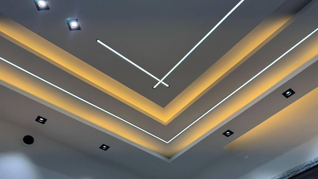 المهندس لعمل كافه الديكورات والواجهات
الاصباغ افضل واجود المواد
ضمان العمل 💪👷💪
وسرعة الانجاز⚒️🔨
كادر متكامل 
نعمل جميع الديكورات (تصميم+تنفيذ+تجهيز)
وجميع الوجهات بالفوم التركي
وجميع الاصباغ الداخليه والخارجيه 
الاسعار مناسبه
سعر المتر الجبس بورد بمواد درجه اولى (٣٠) مع الصبغ
سعر المتر الفوم فقط عمل ب(٧) الف 
سعار الاصباغ تحدد حسب نوعيه الصبغ والمساحة
للاستفسار (عنوان المكتب) (حي المتقاعدين شارع الدفاع المدني قرب مدرسه الديوانية) اوالاتصال على الرقم او مراسله الصفحه 
(***********+***********) او مراسله وتساب 
العنوان/الديوانية
