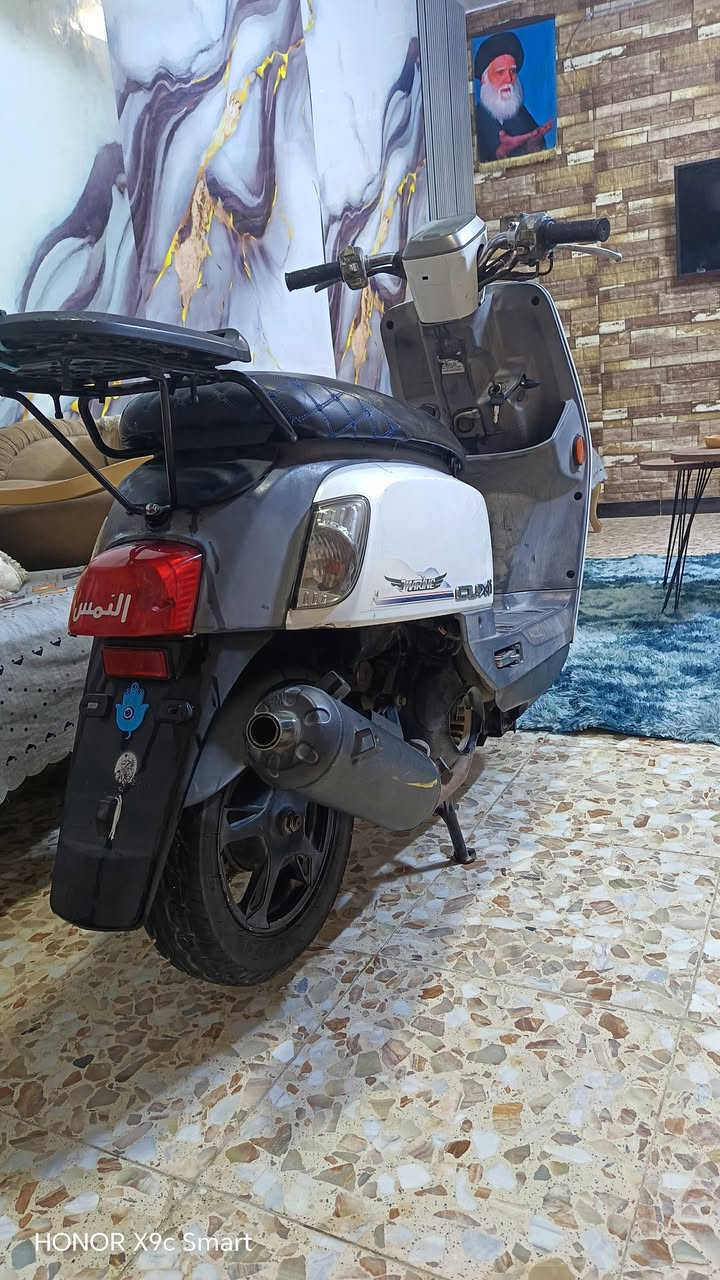 عسلام عليكم ماكس بوليس مسطره ☠️ للبيع دراجه صارله فتره من  نازله رمبه نهضه كفاله دراجه  ومعدل شك لكاع شادله وياله اصليات رياضي وكلجات رياضيي دراجه بحيله الله يشهد سعره 775وبيه شي قليل كلش *********** بي واتساب
