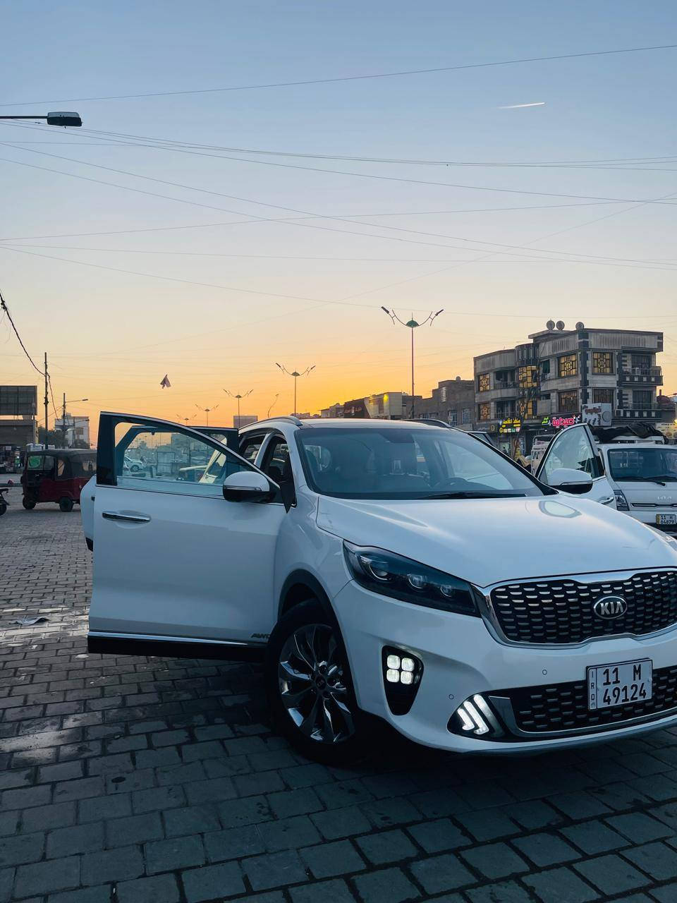 سيارة سورنتو فوال موصفات موديل 2020 ماشيه 56 السعر 282 العنوان بغداد رقم التواصل ***********
