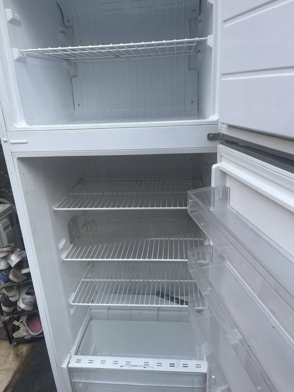 ثلاجة فستل 21 قدم
مستعمله 
فريزر خارجي


**إذا كنت صاحب هذا الإعلان وتريد حذفه لأي سبب، رجاءا أرسل رسالة إلى الدعم الفني**