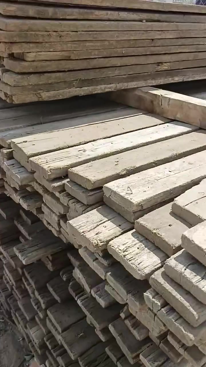 السلام عليكم عندي 4 مترات لوح ابو 4 مثل ماواضح كدامكم مكاني البصره الحيانيه سعر المتر 375 ممتواجد فيس ***********
