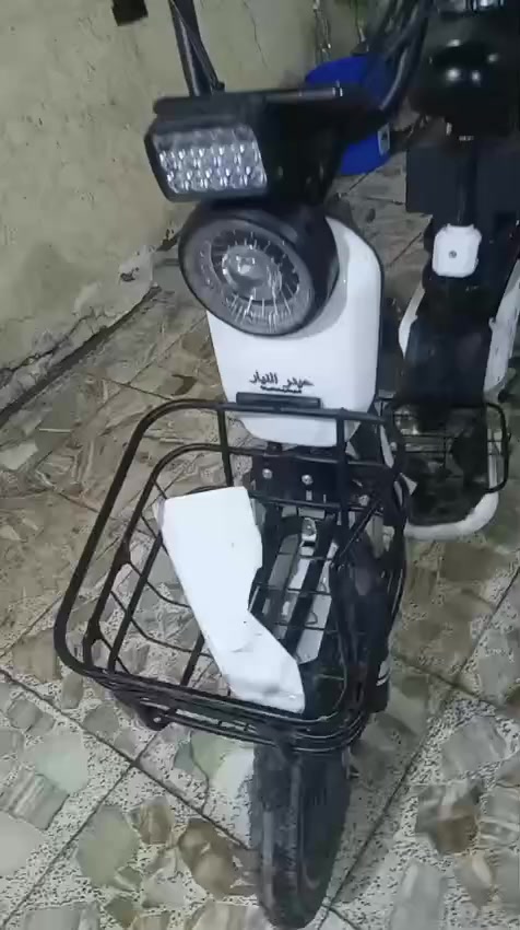 بيع مستعجل
مديل 2023 بطاريات جدد يمشي الشحنه الوحده 50 كيلو  
مكاني كوفه حي ميسان 
***********
