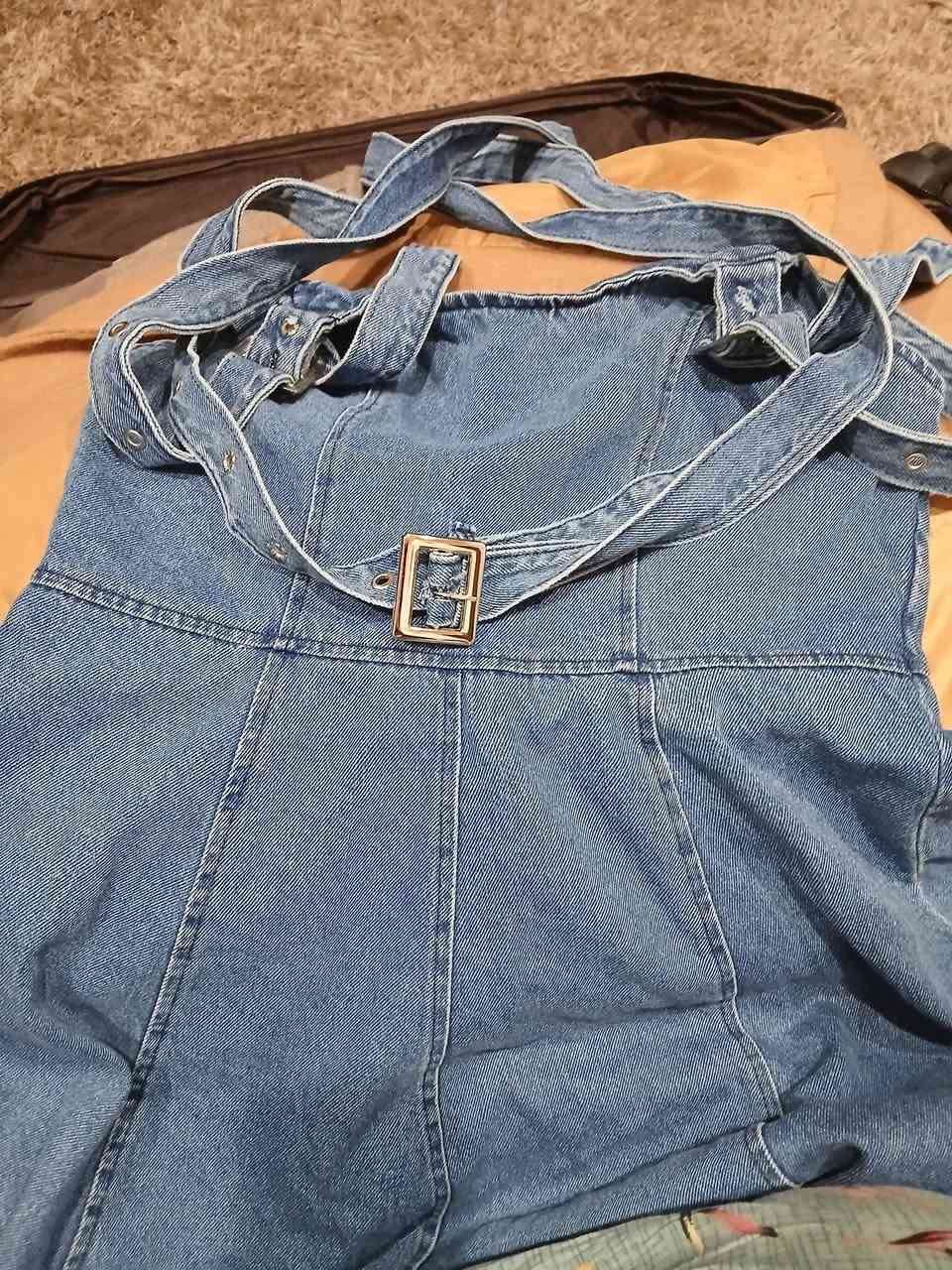 القطعه ب٤


**إذا كنت صاحب هذا الإعلان وتريد حذفه لأي سبب، رجاءا أرسل رسالة إلى الدعم الفني**