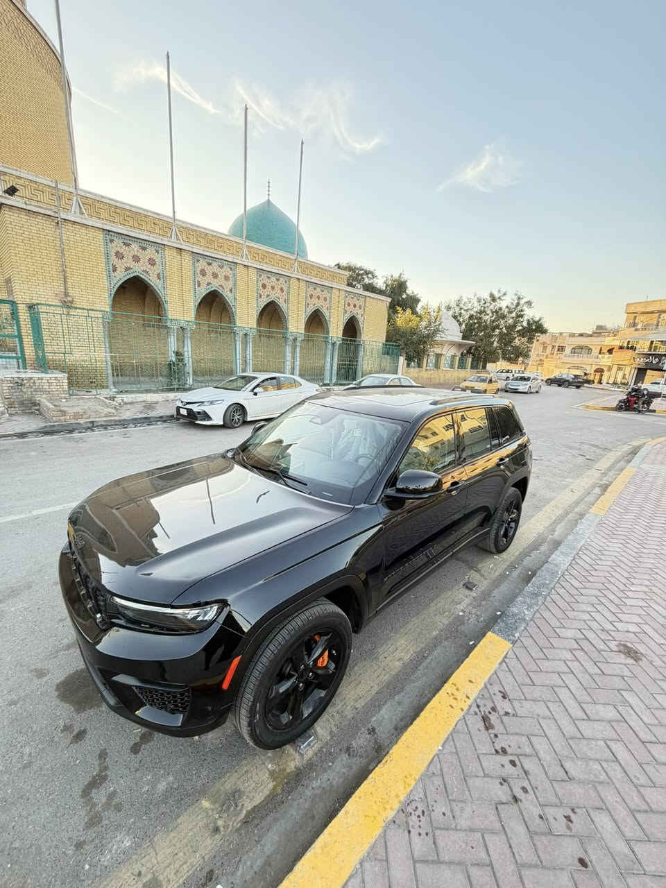 جيب لمتدد بلاص 
مديل ٢٠٢٤ 
مواصفات ليميتد  
سياره مغلف (ppf) ضمان ١٠ سنوات 

كشنات جلد
كشنات ميموري (خزن)
كشنات تدفئة
كشنات تبريد
بردات (مظلات)
كاميرا 360 درجة
رادارات 360 درجة
تبريد مركزي
تشغيل عن بعد
فور ويل درايف
صندوق جك
مراية كاميرا
وایرلێس چارچ 

ميزات و مواصفات اكثر 

سيارة ماشيه 8000  
سيارة ما بيه اي نواقص 

السعر: 330 $ وبيه مجال 
***********
