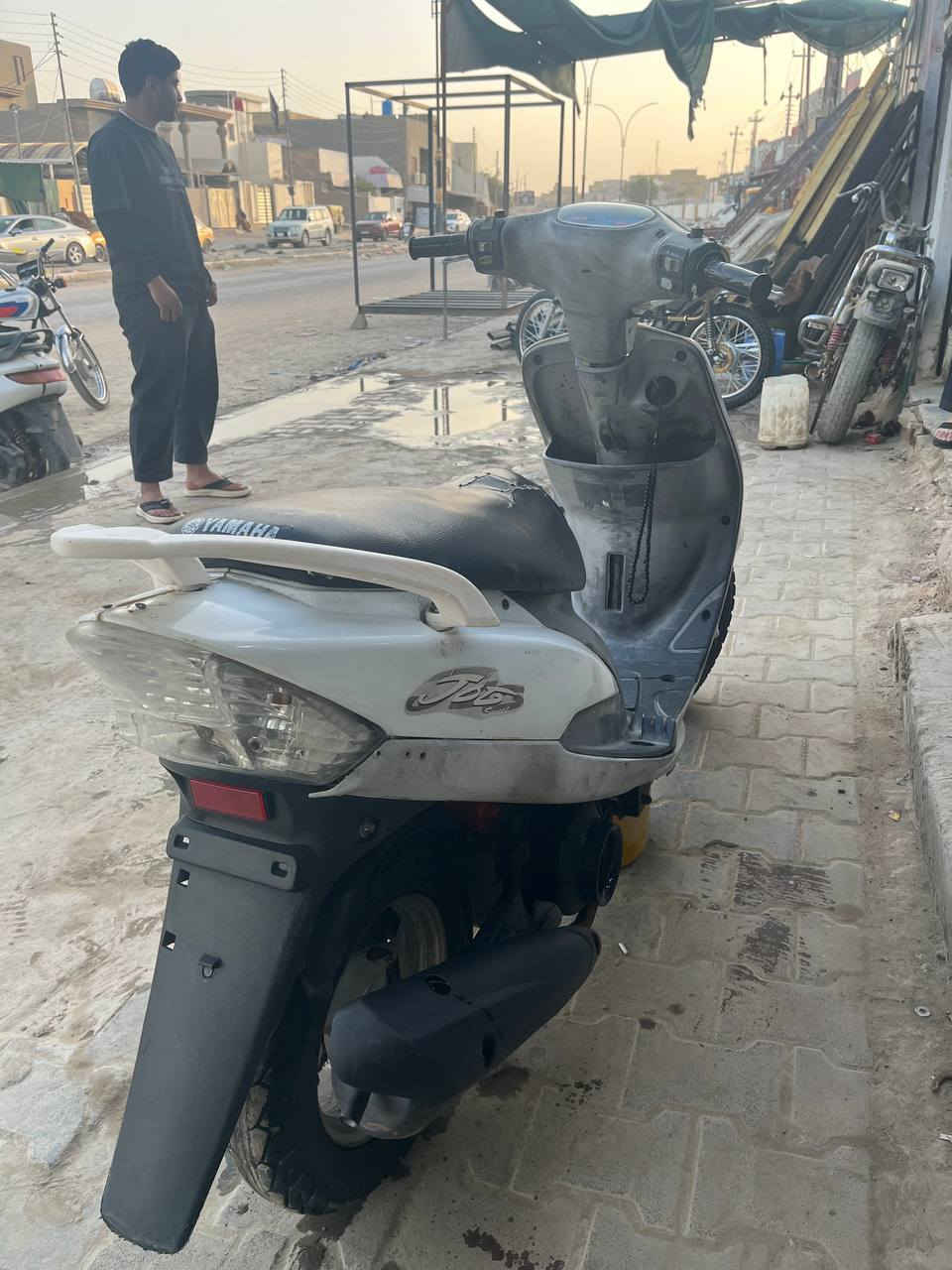 ماكس منغولي للبيع
بوشه 49 كامله كهربائيات كلها شغاله
ما نقصها شي مكان الديوانيه
ب 400 وبيها مجال بسيط
***********
