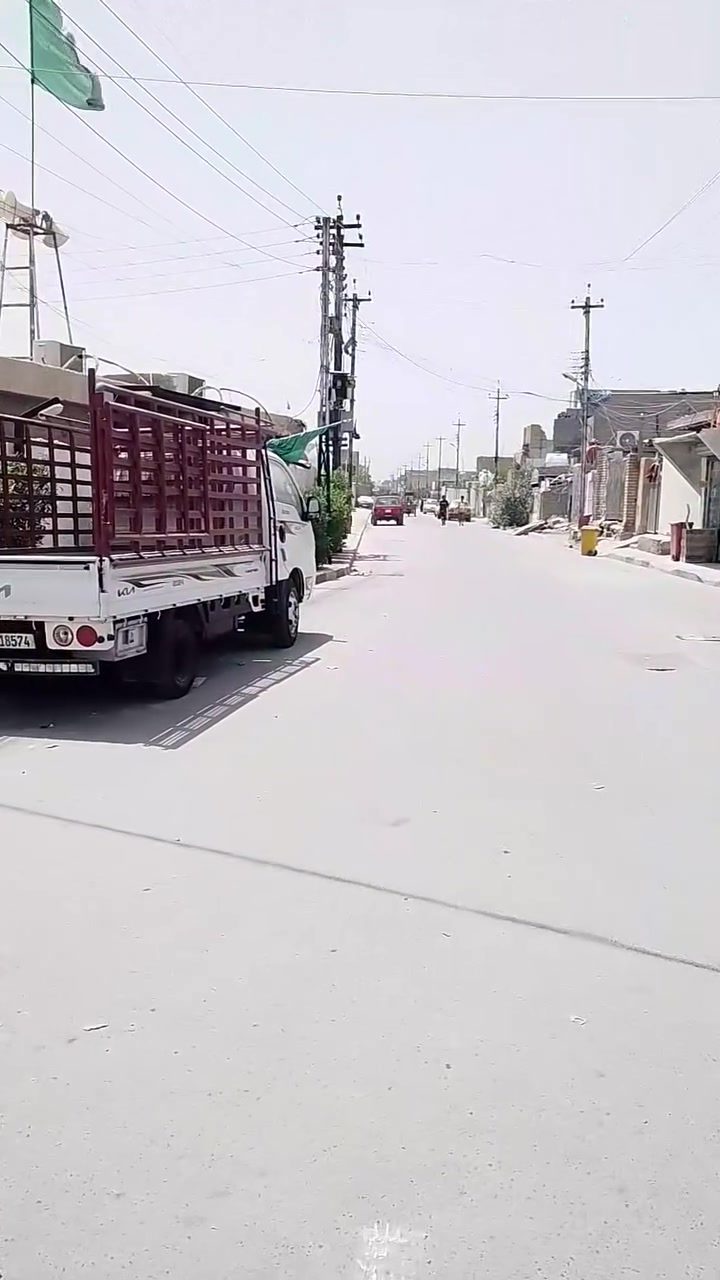 بيت للبيع حي النصر الثانيه قرب المنبر يحتوي على 3 غرف نوم صاله استقبال مطبخ حمام عدد2 مرافق عدد2 ترك البيت مسلح المساحه 110 البيت زراعي تجاوز السعر 55 وبيه مجال بسيط رقم الهاتف ***********

