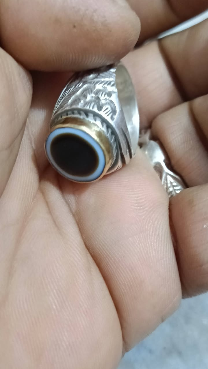 جزع بقري يماني قديم تحفه داير ذهب 21 صياغه يدويه ثقيله الاستفسار خاص


**إذا كنت صاحب هذا الإعلان وتريد حذفه لأي سبب، رجاءا أرسل رسالة إلى الدعم الفني**