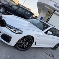 BMW 530e 2022  ام بكج بلادي دركة ودوسات ودعاميات  داتا شو  تحديث لغة ع...