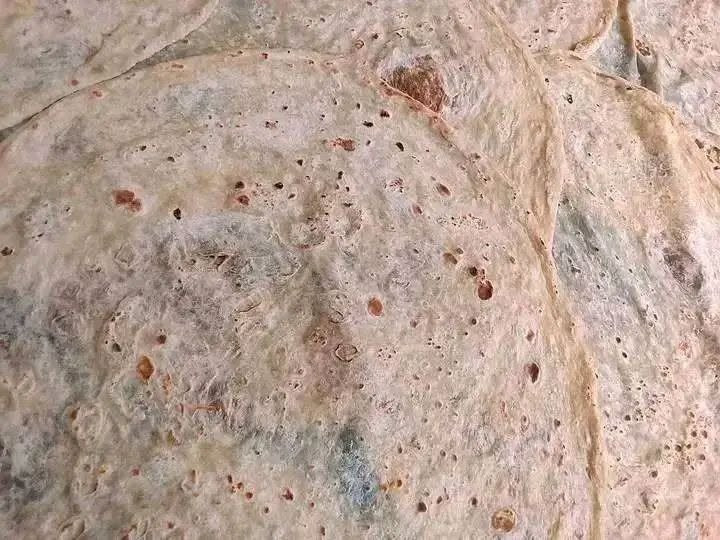 السلام عليكم 
يتوفر خبز صاج و خبز غاز 
إذا الطحين من عندي
خبز صاج 4 بألف 
خبز غاز4  بألف
طحين من عدكم 
خبز صاج 6بألف 
خبز غاز 8 بألف ونص 
يتوفر توصيل داخل الموصل
مستعدين لتجهيز المناسبات


**إذا كنت صاحب هذا الإعلان وتريد حذفه لأي سبب، رجاءا أرسل رسالة إلى الدعم الفني**
