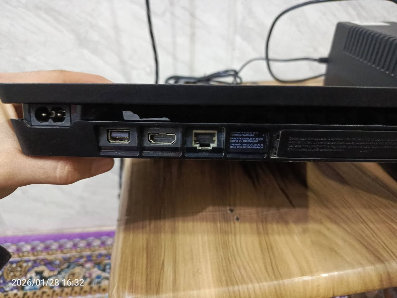 السلام عليكم بلي 4 مهكر
بي 9 العاب
نظام 11.52
الذاكرة نص تيرا
مامفتوح وكل ملحقاته اصليه 
ويا UBS 850 
ب300 وبي مجال شي قليل
مكاني بغداد حسينية الراشدية ***********
