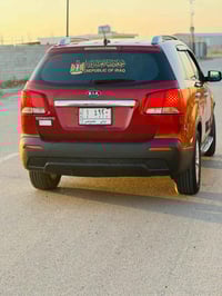 ٢٠١١ • محرك ٦ • ٧ راكب