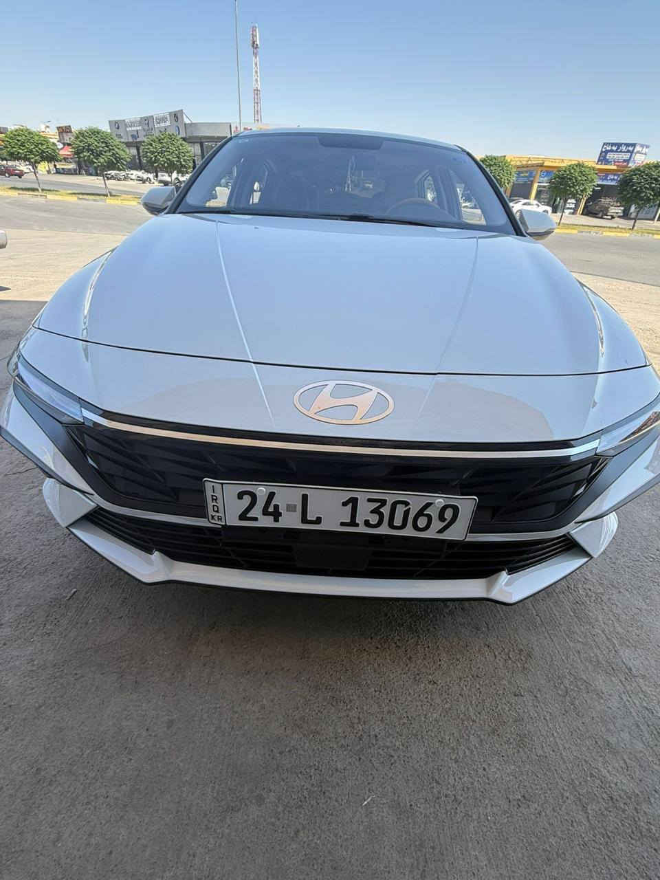 النترا تجميع صيني موديل 24 
سياره كفاله عامه فول مواصفات واحد ع واحد 
رقم دهوك سياره باسمي تحويل مباشر 
شادله منظومه غاز مكان السياره بغداد العامريه 
السعر 142 وبيها مجال قليل حك الجيه
ما متواجد ع الفيس رقم الهاتف ***********
