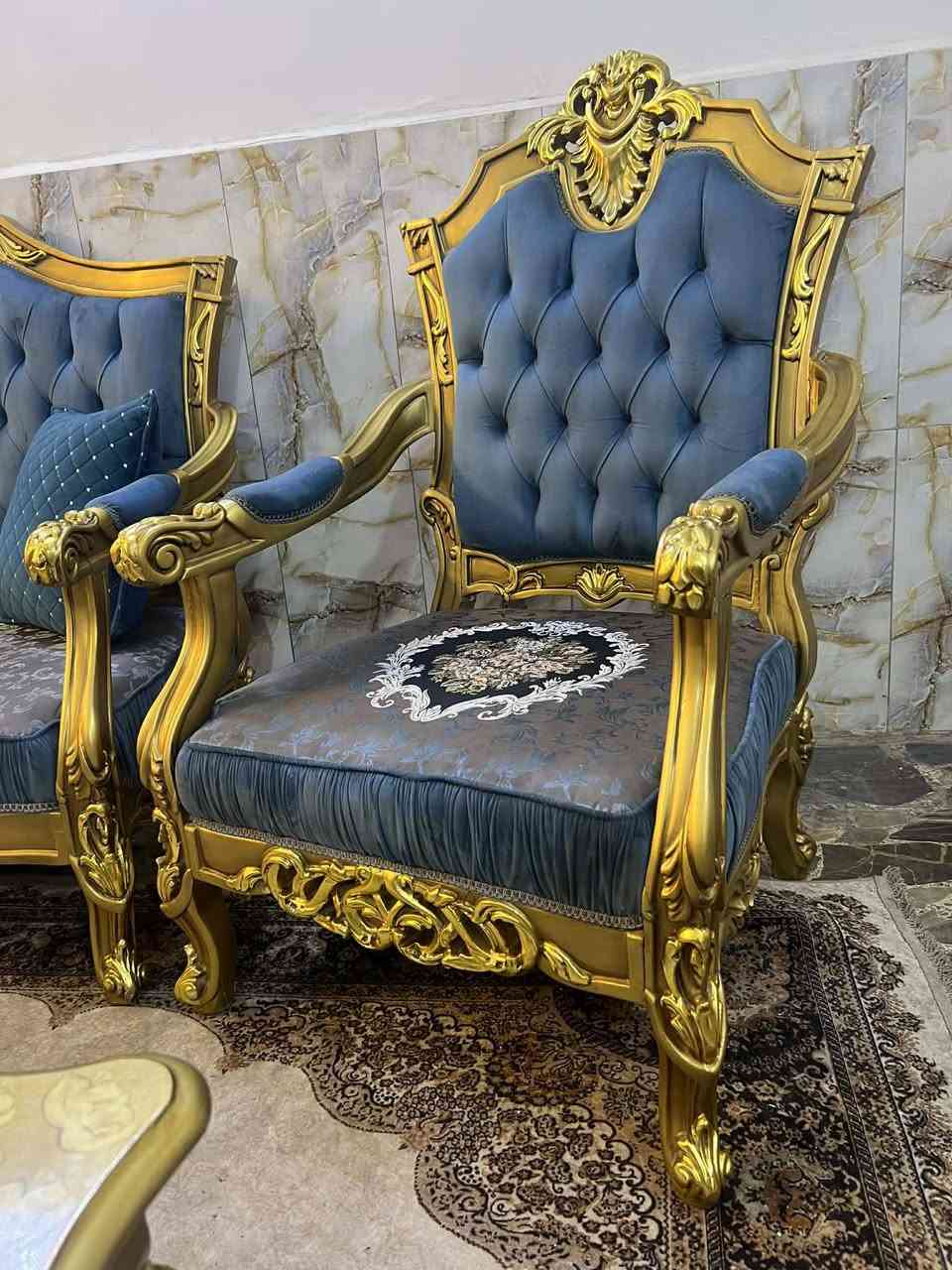 تخم زان مصري 10مقاعد سيت طبلات نظافة 100 💯💯 مكان المنصور للتواصل ***********
