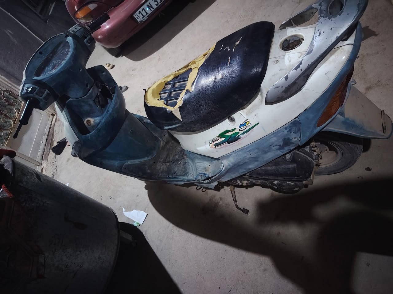 سلام عليكم دراجه كامكو ياباني نضيفه محرك مجفت بس نضيف كلش بيها شلعه قويه كشرها نضيف دراجه حلوه ما ناقصها شي كهربائيات باتريات 2 بيها بس ناقصها هندر فقط للبيع سعرها 250 وبيها مجال  او المراوس مع دراجه 4 كير


**إذا كنت صاحب هذا الإعلان وتريد حذفه لأي سبب، رجاءا أرسل رسالة إلى الدعم الفني**