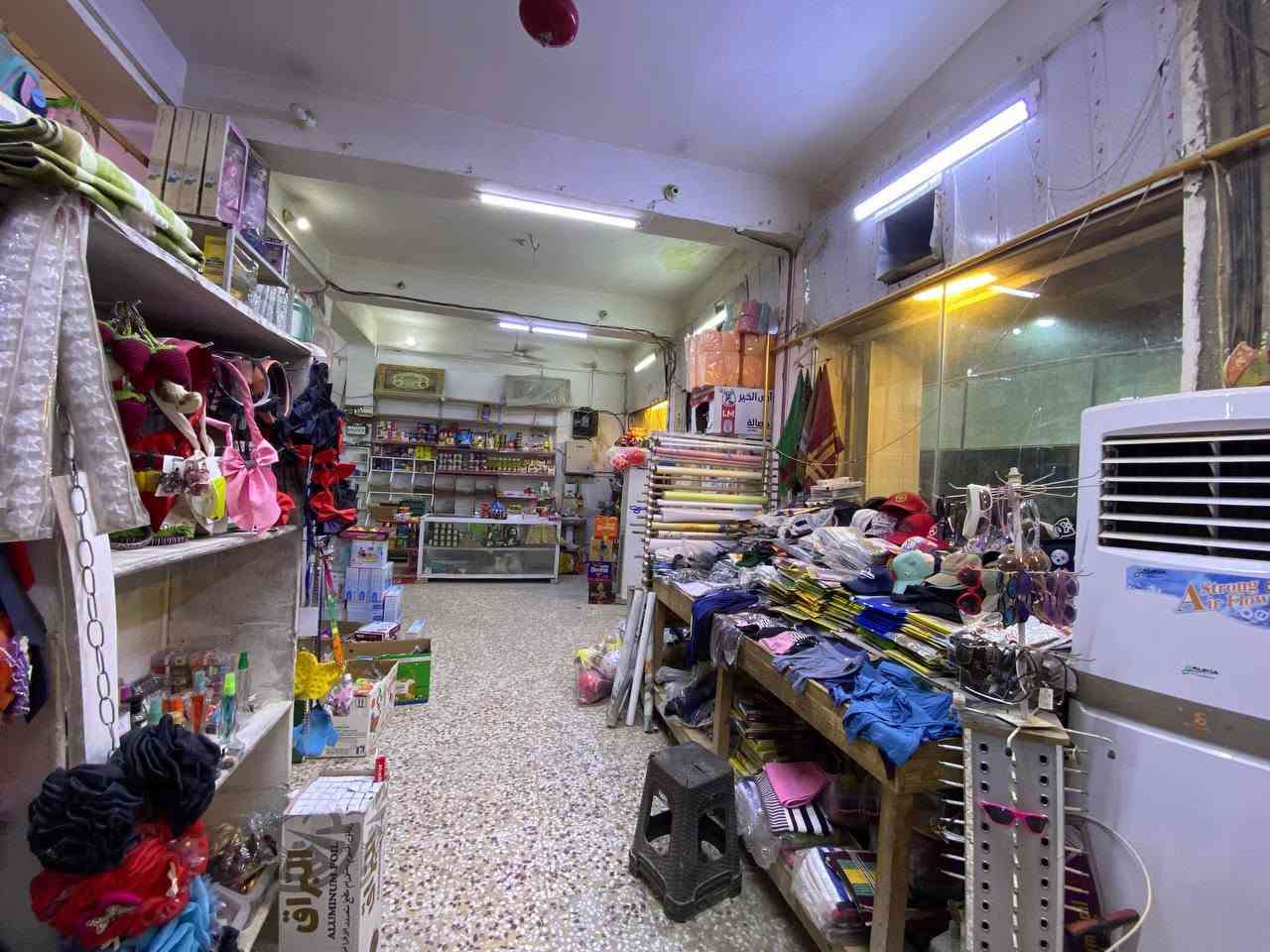 فرصه استثماريه
مجمع للبيع يحتوي على عدة أقسام منها قسم الملابس النسائيه والأطفال وقسم الكوزمتك وقسم اقمشة نسائيه ولوازم خياطه وقسم الاحذيه وقسم المواد المنزلية والاجهزة الكهربائيه وقسم الغذائيه سوبر ماركت يحتوي على كاميرات مراقبة ويحتوي على مولد كبير بالسطح ومساحته أكثر من 200 متر طابقين (ممكن البيع كامل المجمع أو بالتجزئه) 
العنوان الديوانية حي العسكري شارع 60 سايدين قرب المتنزه مجمع بركات أهل البيت المجمع شغال وخير من الله سبب البيع الانتقال لمحافظه ثانيه للأستفسار مراجعه المجمع أو الاتصال على الارقام التاليه
***********مجمع للبيع يحتوي على عدة أقسام منها قسم الملابس النسائيه والأطفال وقسم الكوزمتك وقسم اقمشة نسائيه ولوازم خياطه وقسم الاحذيه وقسم المواد المنزلية والاجهزة الكهربائيه وقسم الغذائيه سوبر ماركت ويحتوي على كاميرات مراقبة ومولد كبير بالسطح يعمل بالكاز مساحة المجمع أكثر من 200 متر طابقين
العنوان الديوانية حي العسكري شارع 60 سايدين قرب المتنزه مجمع بركات أهل البيت المجمع شغال وخير من الله سبب البيع الانتقال لمحافظه ثانيه للأستفسار مراجعه المجمع أو الاتصال على الارقام التاليه

***********
***********

