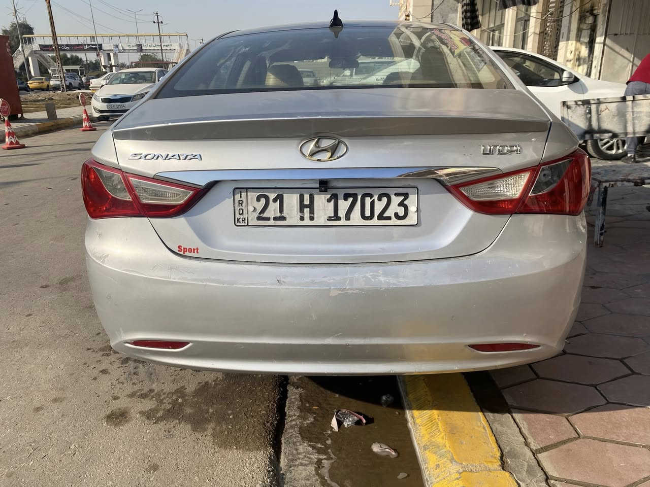 السلام عليكم
سوناتا 2011 كوريه 
سياره جاهزه كير مكينه حداديه تبريد تدفئه مكينه بلاديه
تخم تاير تحكمات ستيرن 
سنويه جديده رقم دولي جديد 
تحول وكاله ثاني يوم
بيها كلير حزام لاثر الجراد 
السعر 95 $ بيها مجال بسيط 
مكانيها واسط النعمانية 
***********
