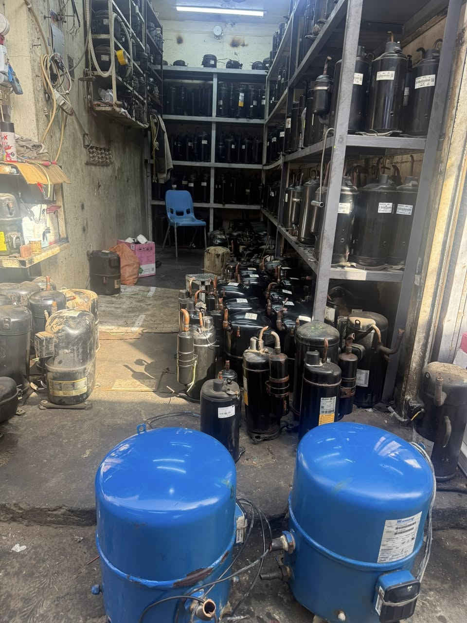 يعلن معرض وسام الرافدين  التجاري عن توفر جميع الكمبريسرات  من اجود النوعيات وماركات مختلفة زورو موقعنا الكائن  في بغداد السنك سوق التبريد قرب جامع سلمان النقيب  للاتصال على الارقام التالية ***********//***********

https://maps.apple/p/cbeJsYUyjh5FrU
