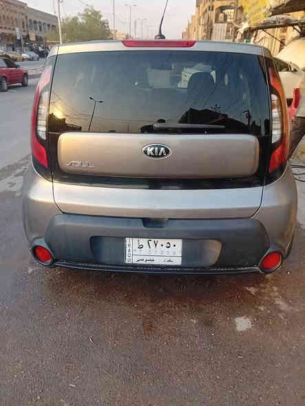 كيا صول ٢٠١٦
محرك ١٦٠٠ 
محرك جيدجدا 
ماشيه ٧٢ ألف بيه صبغ بابتين مع هلال الجاملغ الخلفي نفس الصفحه بدون دواخل 
تبريد ثلج وتدفئه 
صدر جيدجدا 
تخم تاير 
سنويه لغايه ٢٠٢٧ بسمي 
السعر ١٠٥ ورقه وبيها مجال 
مكاني بغداد الحريه 
*********** بغداد
