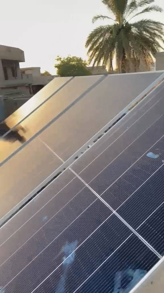 📖 بسم الله الرحمن الرحيم 📖

✨🚚 شركة القمة المتجددة 🚚✨

📅 التاريخ: 2026/7/19

تم بحمد الله وتوفيقه إنجاز وتنصيب منظومة طاقة شمسية متكاملة بأعلى المواصفات

📍 الموقع: محافظة صلاح الدين – قضاء طوز
📌  قرية ينكجة 

👤 اسم الزبون: ملا مصطفى ☑️

━━━━━━━━━━━━━━━━━━━
🔋 مواصفات المنظومة 🔋
━━━━━━━━━━━━━━━━━━━

🌞 القدرة النهارية: (8) أمبير
🌙 القدرة الليلية: (5) أمبير

☀️ عدد الألواح: (4) ألواح نوع جينكو – 620 واط
✔️ ضمان الألواح: 15 سنة

🔋 بطاريات ليثيوم Filicty بسعة (5 كيلو)
✔️ ضمان صيانة : 5 سنوات

⚡️ إنفرتر Filicty – 5kw 
✔️ ضمان: سنة صيانة

━━━━━━━━━━━━━━━━━━━

🔒 ضمان حقيقي ( صيانة)
📄 عقود رسمية موثقة من الشركة

⚡️ كهرباء مستقرة 24 ساعة بدون انقطاع
✨ جودة عالية • أداء قوي • عمر طويل

━━━━━━━━━━━━━━━━━━━

🔥 لمعرفة السعر اكتب (تم) وسيتم إرسال التفاصيل على الخاص

📞 للاستفسار:
📍 المبيعات: ***********

📌 زورونا: طوز / شارع الإمام أحمد (ع)
مقابل مركت عمو طلعت

✨🚚 القمة المتجددة – ثقة • خبرة •
