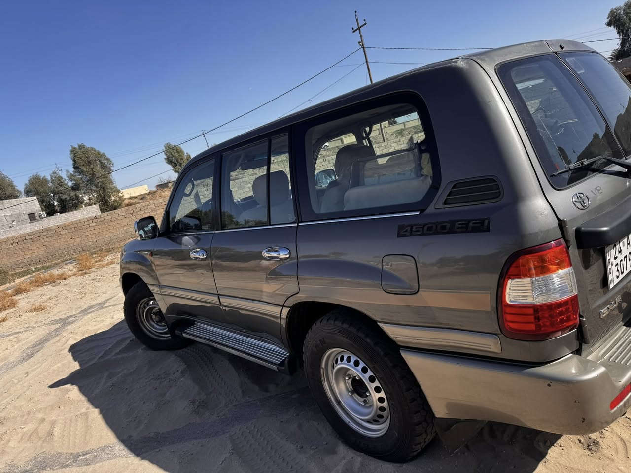 لاندكروز 2002 كير عادي كير محرك مكفول سياره مكفوله بلاديه السعر 140 ورقه وبيه مجال ***********
