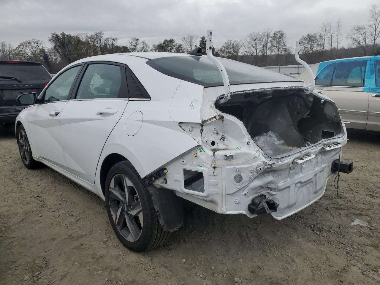 للبيع موديل 22 رقم اربيل بسمي وارد امريكي حادثه موضح بل منشور مكانه بغداد الدوره.  السعر155وبيه مجال      ***********
