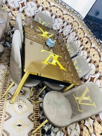 ٦ كراسي • قابلة للتمدد • طابع تراثي