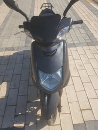 سكنس نثية للبيع دراجة حلوة محرك جديد سرعة اشكدمتريد تمشي سعرهة 750مكان...