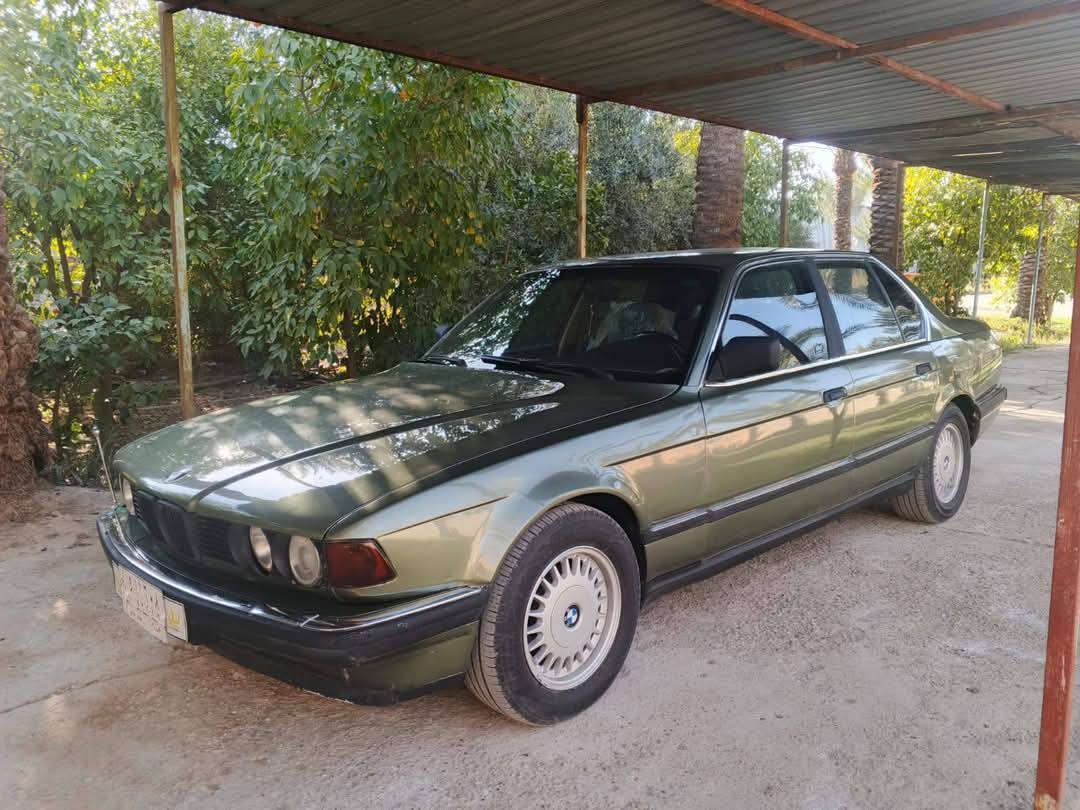 بـــــــــــ 47 ورقــــــــــة تــــبريد

لاتعاملني ولا اعامـــــلك

شــــرط اتــــرايك 200
. . . . . . . . Bm735 ،.👉91❗👈اصل
بي ام 735 مفتوح ✈️

لون مميز لون عسكري 

زيتوني فاتح 

رقم مميز 66608
مكينه وكير لوك 

اصل 91 شرط بليته وسنويه 

دبل ايرباك 
تبريد ثلج 

تبريد قطعتين 
كيــــــر اوتوماتيك  ❗❗

سلايت طكتين ❗

كراسي جلد

غرفه وبطاين جلد
تخم تاير ويل كب 

مكفولة تكم ولغود 

السعر 50 ورقـــــــــــــة

سعــري ســـعر 
 برنــــــس 
وقفلها بــــــ 47
من فضلك عوف الخاص 
اتصل وعيوني الك 
مكاني بغــــــداد التاجي

***********
